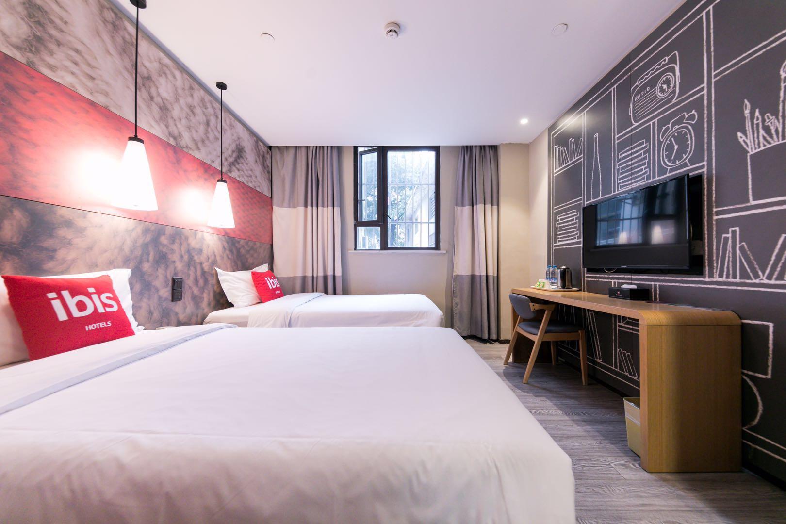 Ibis Shanghai Gubei Exterior photo