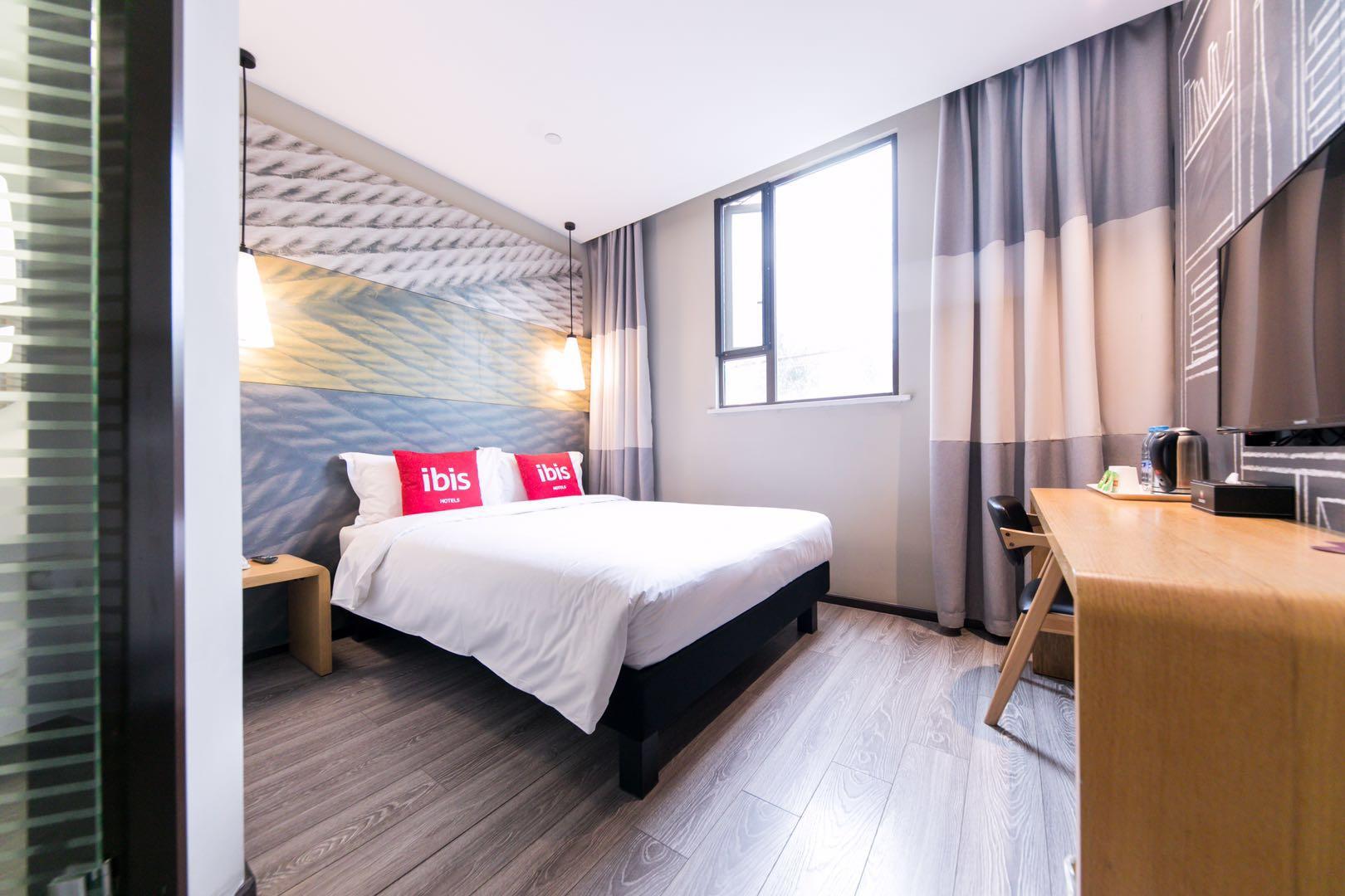 Ibis Shanghai Gubei Exterior photo