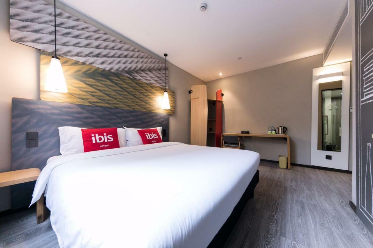 Ibis Shanghai Gubei Exterior photo